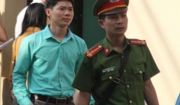 Viện kiểm sát, luật sư đề nghị hoãn phiên tòa xử bác sĩ Hoàng Công Lương