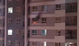 Hà Nội: Cháy chung cư Tứ Hiệp, dân hốt hoảng bỏ chạy