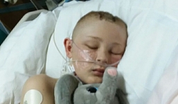 Cậu bé 13 tuổi chết não, không thể qua khỏi bỗng tỉnh dậy sau khi bố mẹ ký vào tờ giấy này