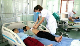 Cả gia đình 5 người bị ngộ độc vì ăn nấm rừng