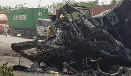 Va chạm kinh hoàng trong đêm, 2 xe container bị thiêu rụi, ít nhất 2 người tử vong