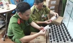 Phát hiện thu giữ 'lô' mỹ phẩm không hóa đơn chứng từ, 5000 thực phẩm chức năng hết hạn