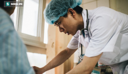 Bác sĩ Hoàng Công Lương: 'Hạnh phúc của tôi là được chữa bệnh cứu người