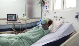 Tiêm thuốc làm trắng da, một phụ nữ bị sốc phản vệ