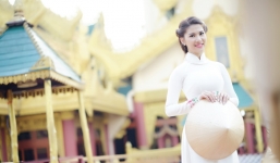 Loan Vương diện áo dài, đội nón lá quảng bá Văn hoá - Du lịch Việt Nam tại Myanmar