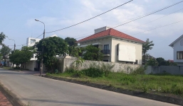 Thạc sỹ nước ngoài khai muốn đưa mẹ đi một nơi thật xa nên đã uy hiếp con gái Thiếu tướng cướp tài sản