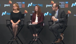 Mark Zuckerberg bị chỉ trích là 'độc tài' vì không chịu nhường quyền hành Facebook cho người khác