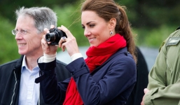 Công nương Kate đã phá vỡ truyền thống hoàng gia bằng hành động khiến ai cũng ngỡ ngàng