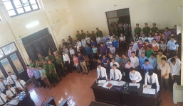 Phiên xử bác sĩ Hoàng Công Lương: 'Chưa bao giờ mang nước rửa RO đi xét nghiệm'?!