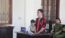 Người chết, kẻ ngồi tù vì lời nhắc nhở 'ngồi khoanh chân' trên bàn nhậu