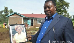 Người đàn ông có 10 vợ mới, 18 đứa con nhưng vẫn muốn làm tròn bổn phận với vợ cả