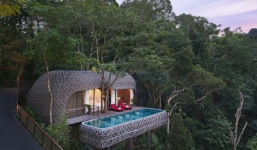 Ngôi nhà tổ chim cheo leo trên núi “hạ gục” những người mê ngắm nhìn cảnh sắc lãng mạn của thiên nhiên