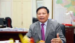 Bộ VH,TT&DL lên tiếng về vụ du khách Trung Quốc mặc áo 'đường lưỡi bò'