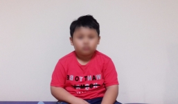 Bé trai 9 tuổi đang ngủ bị 'vật thể lạ' chui vào tai suýt thủng màng nhĩ