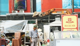 Hà Nội bắt đầu cưỡng chế 42 cơ sở kinh doanh vi phạm trật tự đô thị trên 'đất vàng' Nguyễn Khánh Toàn