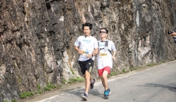 Chuyện chưa kể về người đàn ông khiếm thị vượt 21 km đường đèo Hà Giang