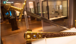 Bí ẩn bảo kiếm hoàng gia, có khả năng thay đổi màu sắc 30 lần/ngày