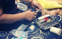 Vợ giả vờ ốm, lên mạng xin ảnh truyền nước để thử lòng chồng và kết quả hết sức bất ngờ