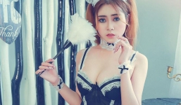 Thêm một người mẫu khỏa thân tố bị họa sĩ N.L sàm sỡ