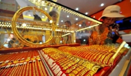 Giá vàng hôm nay 24/5/2018: USD biến động, vàng quay đầu giảm
