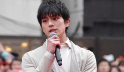 Bê bối tình dục chấn động của tài tử Nhật: 14 tuổi đã có con với bạn của mẹ