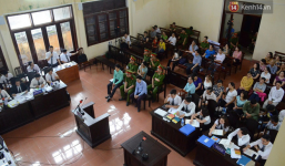 Nữ luật sư bào chữa bác sĩ Hoàng Công Lương bật khóc giữa toà: 'Tôi uất ức vì công lý không được thực thi'