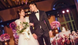 Hình ảnh cô dâu Chung Hân Đồng cười rạng rỡ trong đám cưới cùng hôn phu kém tuổi khiến fan rưng rưng vì xúc động