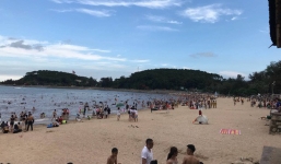 Khách đến Đồ Sơn bức xúc vì bị “chặt chém” thêm 600 nghìn tiền ghế ngồi