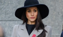 Điểm bất thường trên huy hiệu mới đại diện cho Công nương Meghan khiến nhiều người giật mình