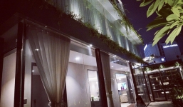 Cận cảnh ngôi nhà trị giá 5 triệu đô ngay giữa trung tâm Sài Gòn của Huyền Baby