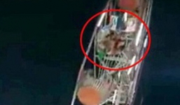 Bị hất văng khi chơi trò bánh xe quay, bé 10 tuổi tử vong thương tâm