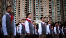 Cậu bé tiểu học gây xôn xao MXH Trung Quốc với bài hùng biện 'Tiền có thể mua được tất cả'