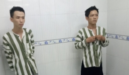 Bắt nóng 2 tên nghiện dùng hung khí chống trả công an