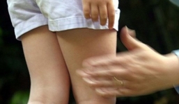 Tổ trưởng tổ dân phố bị tố dâm ô bé gái 12 tuổi khi cháu đến nhà rủ bạn đi bơi