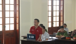 Người đàn ông U50 bất ngờ thay đổi lời khai tại tòa vì sợ bị tử hình