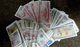 Chủ cơ sở photocopy nộp thuế bằng tiền lẻ rồi quay clip phát trực tiếp lên facebook