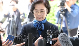 Vợ của Chủ tịch Korean Air đối mặt với hàng loạt cáo buộc