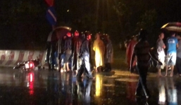 Phát hiện thi thể người đàn ông phần đầu bị dập nát nằm bên cạnh chiếc xe máy