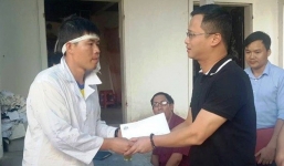 Đại diện Ủy ban ATGT Quốc gia thăm gia đình nạn nhân vụ lùi xe tải