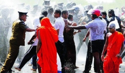 'Vành đai, con đường' và ngoại giao bẫy nợ, TQ đang 'nuốt' các cảng biển từ Á sang Âu