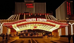 Vụ 2 du khách Việt bị đâm chết ở Mỹ: Mẹ nạn nhân bác tin đồn án mạng do 'yêu đương'