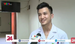 Hội mê trai đẹp 'náo loạn' với anh chàng điều dưỡng điển trai trong chương trình thời sự VTV