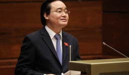 Bộ trưởng GD&ĐT trả lời chất vấn về tình trạng xuống cấp đạo đức của giáo viên, học sinh