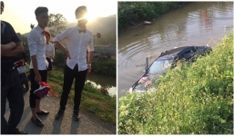 Thanh Hóa: Xe đón dâu lao thẳng xuống kênh, chú rể lên bờ tay cầm hoa cưới mà mặt buồn thiu