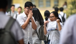 Học sinh căng thẳng trước giờ thi vào lớp 10 hệ chuyên: 'Con sẽ không dám nhìn mặt ai nếu thi trượt'