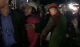 Nữ tiểu thương hắt tiết lợn vào Chủ tịch huyện lĩnh 4 tháng tù giam