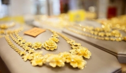 Giá vàng hôm nay 12/6/2018: Tăng nhẹ trước cuộc gặp gỡ lịch sử Mỹ - Triều