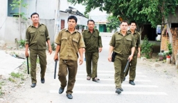 Từ 1/7, Công an xã sẽ được trang bị súng