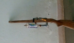 Sửa súng tự chế, nam sinh 14 tuổi chết thương tâm vì bị đạn găm vào đầu