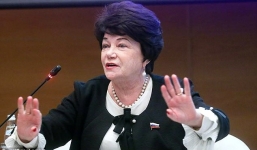 Chính khách Nga khuyên chị em phụ nữ không nên hẹn hò với cổ động viên nước ngoài để tránh trở thành mẹ đơn thân sau World Cup